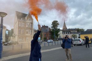 Bei der Demo der Seebrücke in Flensburg.